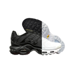 Nike Air Max Plus TN "Triple Black & Triple White"
