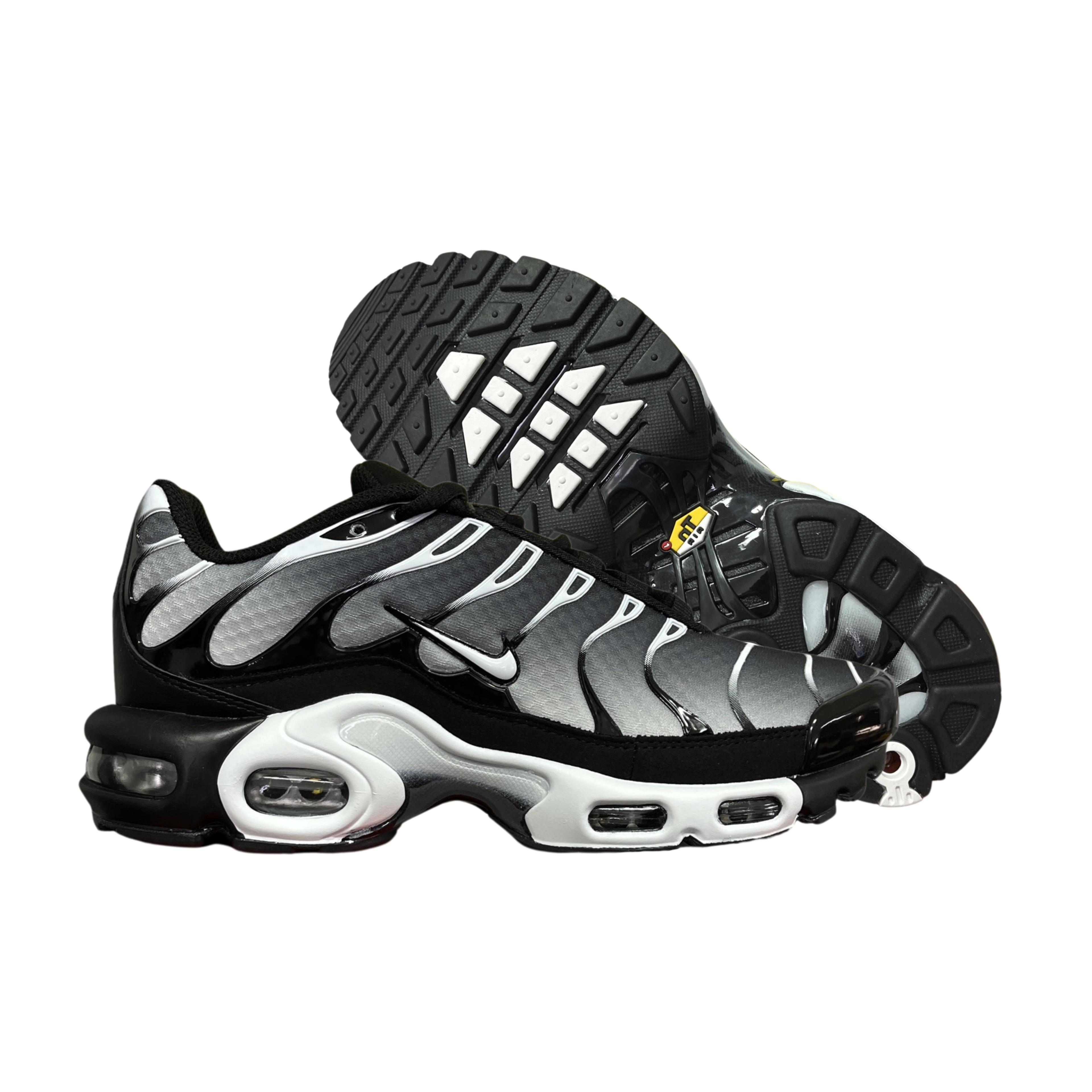 Nike Air Max Plus TN ( Black Silver White )