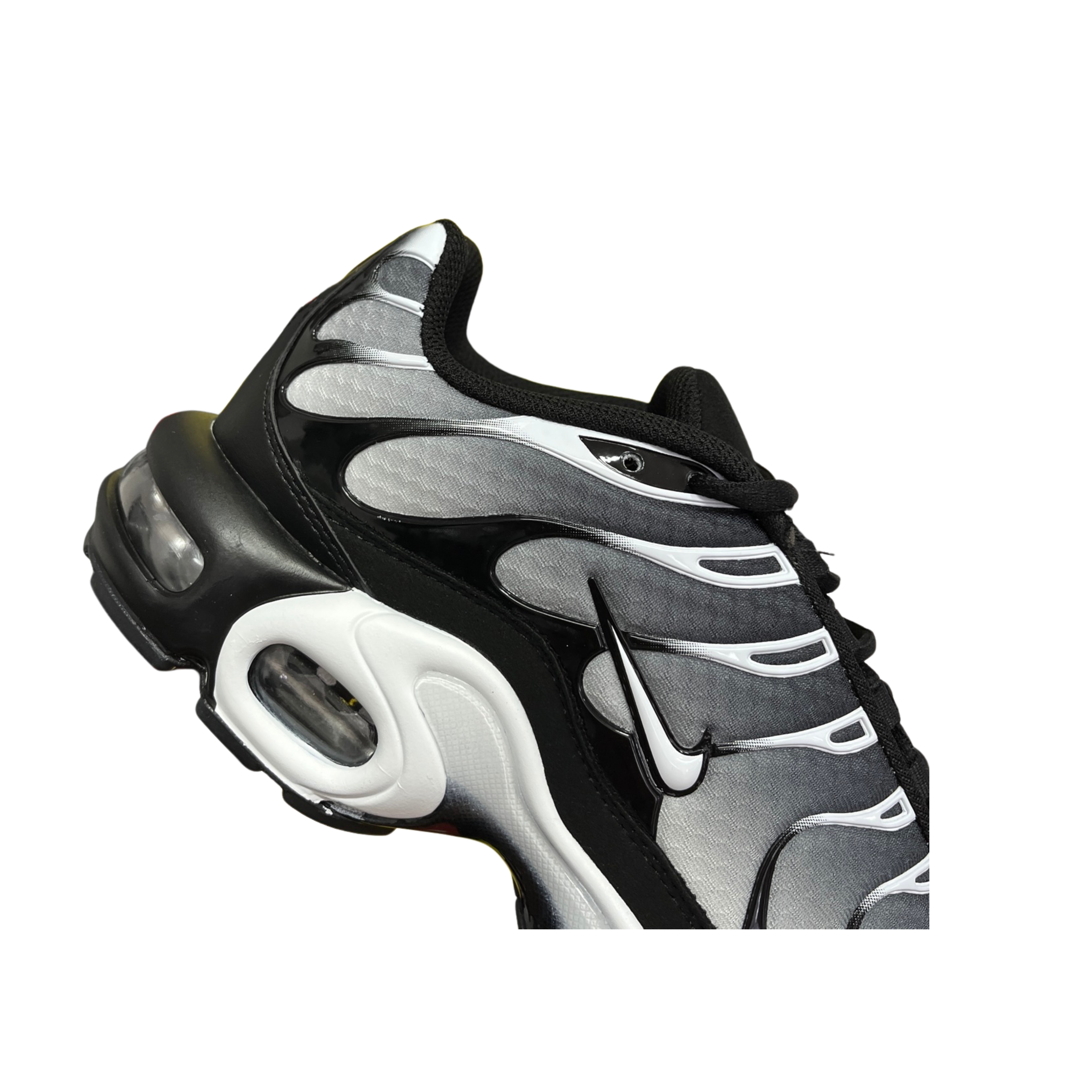 Nike Air Max Plus TN ( Black Silver White )
